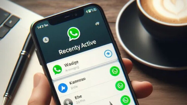 WhatsApp Recently Online Feature on iOS Device